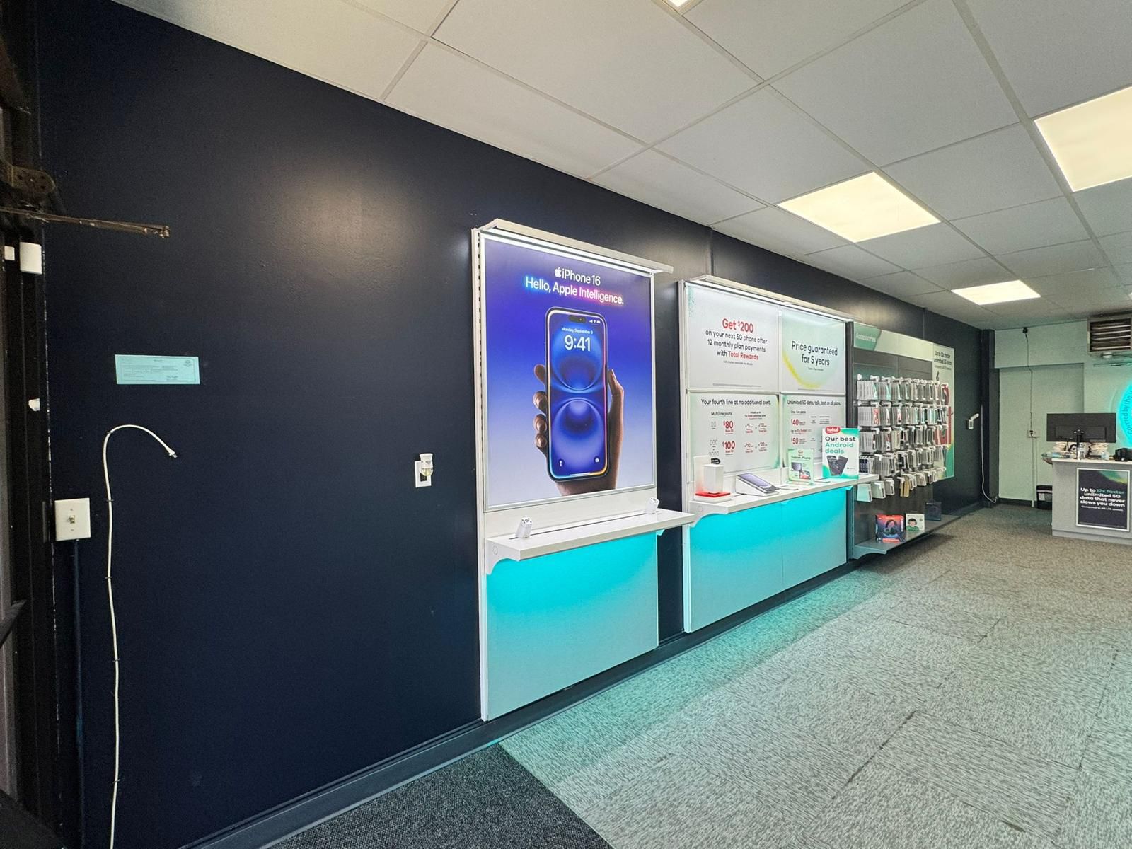 NovaTech Phone Display